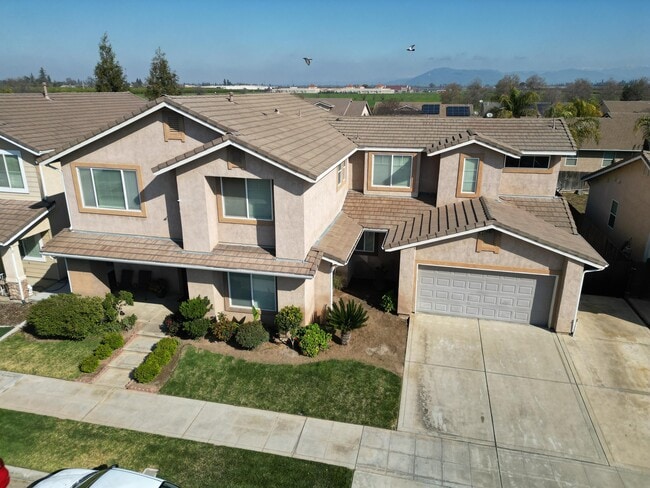 2346 E Early Ave in Reedley, CA - Building Photo - Building Photo