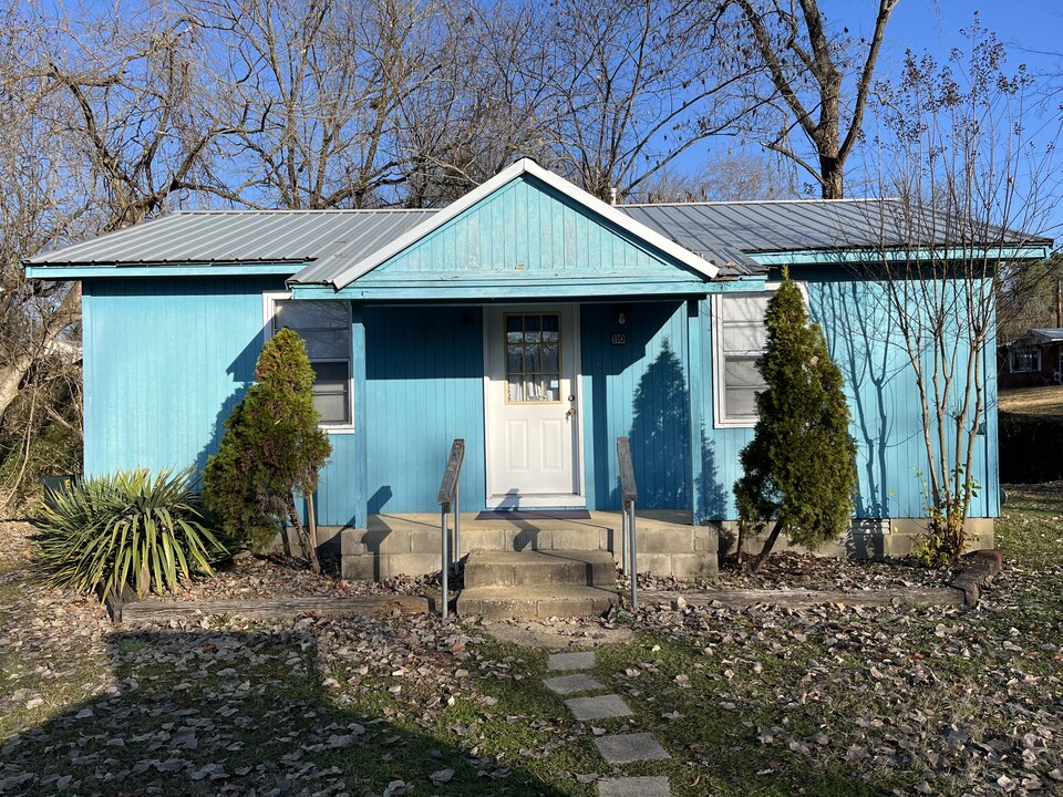 110 Irwin Cir in Hot Springs National Park, AR - Foto de edificio