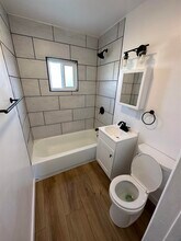 3851 42nd St-Unit -1/2B in San Diego, CA - Building Photo - Building Photo