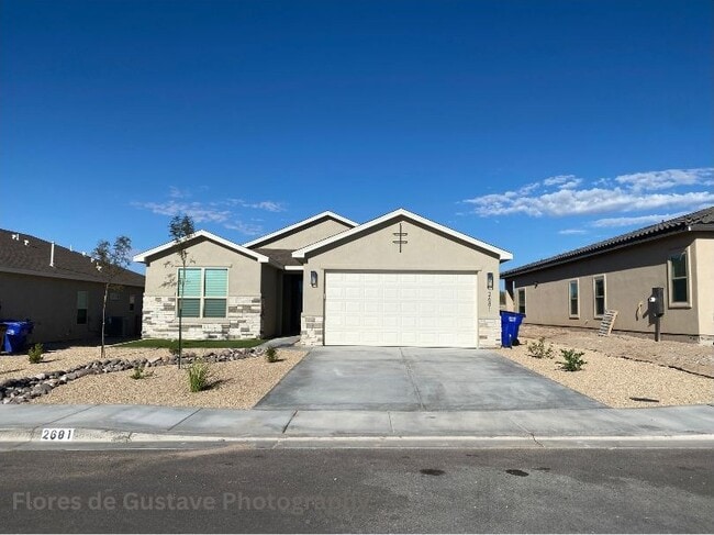 2681 Silver Hawk Ave in Las Cruces, NM - Building Photo - Building Photo