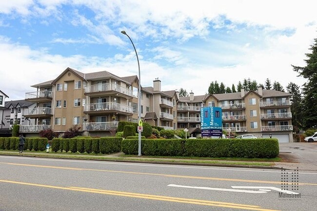 Hanna Estates in Abbotsford, BC - Foto de edificio - Building Photo