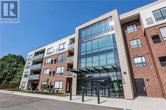 3998 Victoria Ave in Lincoln, ON - Building Photo - Building Photo