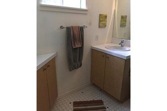 300 Crockett St, Unit 329 in Austin, TX - Building Photo - Building Photo