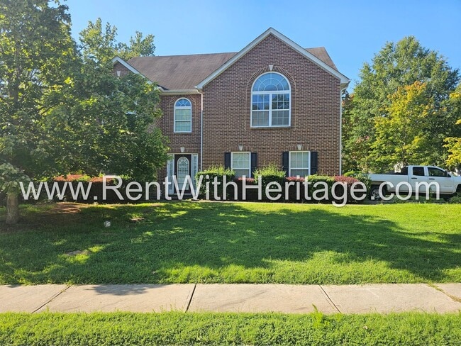 61 Briandwood Dr in Newnan, GA - Foto de edificio - Building Photo