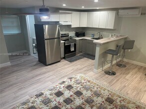 20250 SW 182nd Ave in Miami, FL - Building Photo - Building Photo