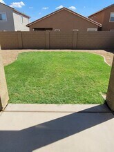 9017 W Hilton Ave in Tolleson, AZ - Foto de edificio - Building Photo