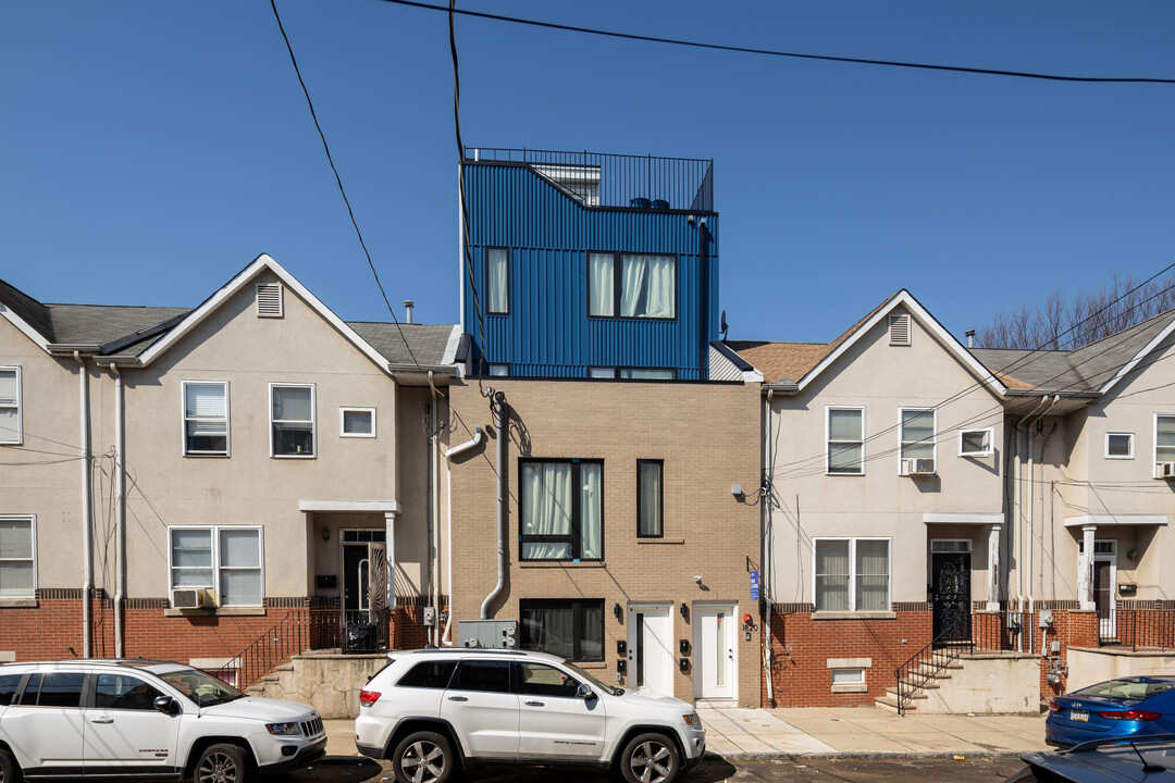 1820 N 18th St in Philadelphia, PA - Building Photo