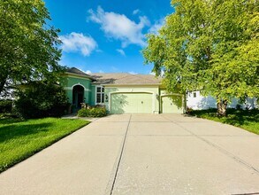 9003 W 157th Terrace in Overland Park, KS - Building Photo - Building Photo