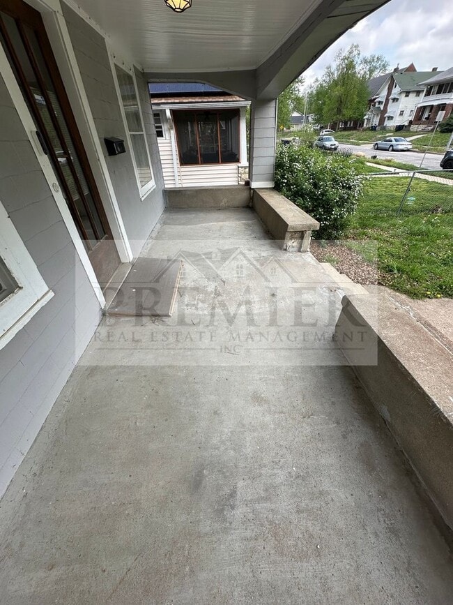 5618 Forest Ave in Kansas City, MO - Building Photo - Building Photo