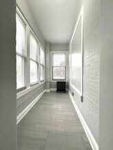 1214 W Rosemont Ave in Chicago, IL - Building Photo - Building Photo