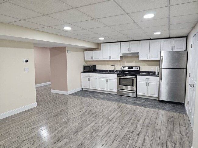 property at 11 Ann Ln