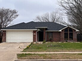 4205 Bluestem Ln in Killeen, TX - Building Photo