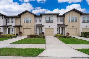 1013 Plantation Ln in Davenport, FL - Building Photo