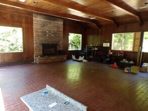 4600 NW Cornell Rd in Portland, OR - Building Photo - Building Photo