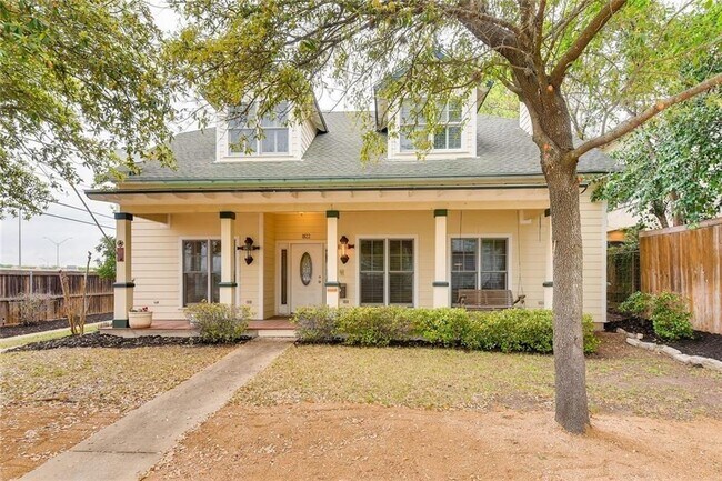 property at 1822 W 11th St