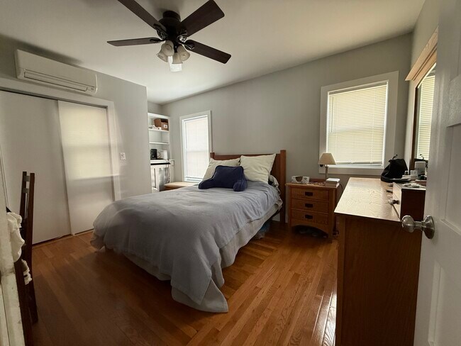 23 Falkland St, Unit 23 Falkland in Boston, MA - Foto de edificio - Building Photo