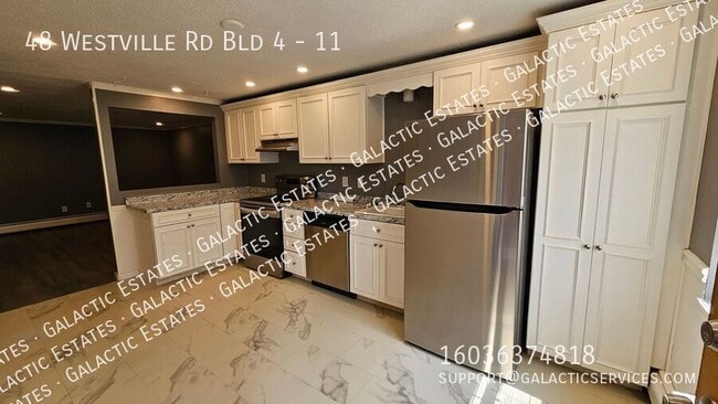 48 Westville Rd in Plaistow, NH - Building Photo - Building Photo