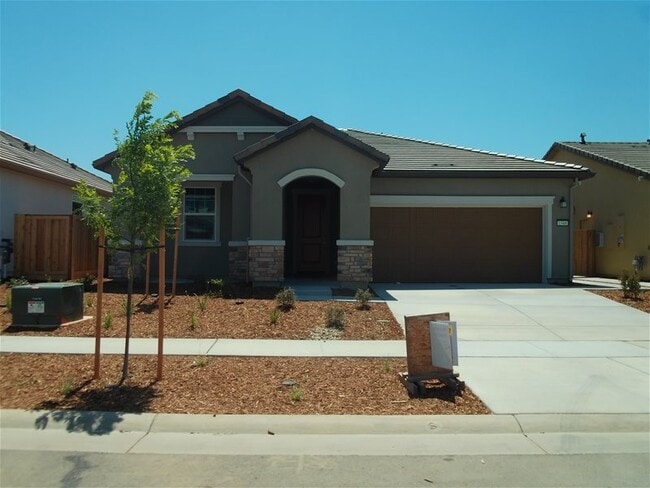 property at 1348 Kensington Dr
