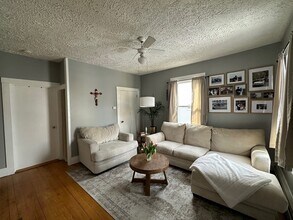 15 Carlton St in Somerville, MA - Building Photo - Building Photo