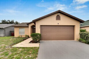 4666 Copper Ln in Plant City, FL - Building Photo