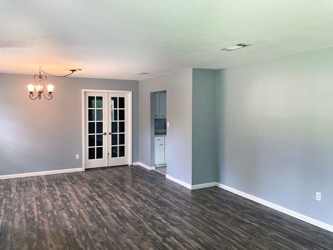 3504 NW 51st Ave in Gainesville, FL - Building Photo - Building Photo