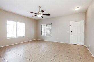 5658 S 239th Dr in Buckeye, AZ - Building Photo - Building Photo