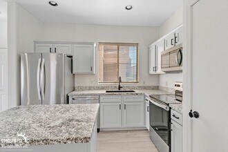 22067 N 30th Dr in Phoenix, AZ - Building Photo - Building Photo