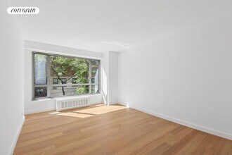 501 E 87th St in New York, NY - Building Photo - Building Photo