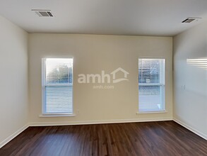 1714 Emma Cir in Spring Hill, TN - Building Photo - Building Photo