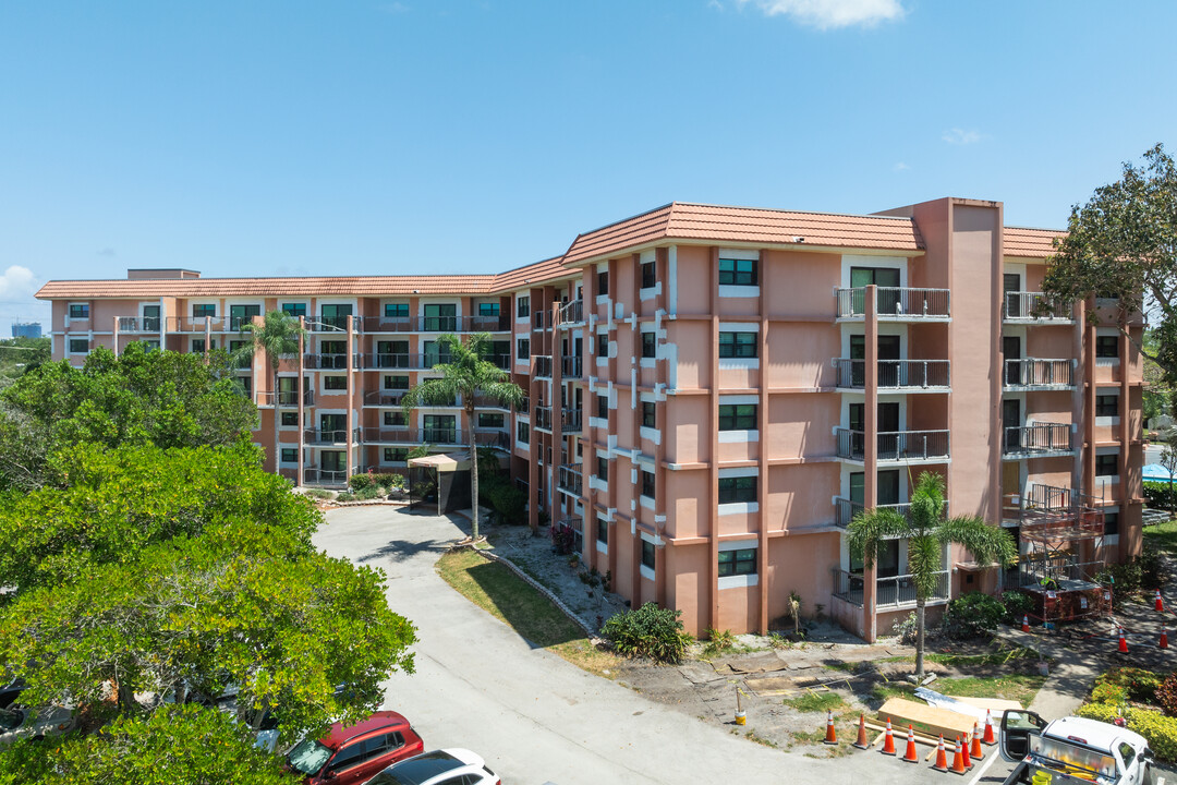 River Reach in Fort Lauderdale, FL - Building Photo