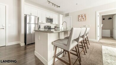 1494 N High St in Columbus, OH - Building Photo - Building Photo