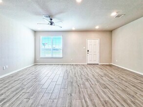 8002 Scanlan Trce in Sienna, TX - Building Photo - Building Photo