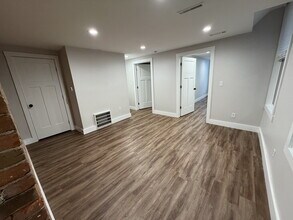 2153 Loth St in Cincinnati, OH - Building Photo - Building Photo