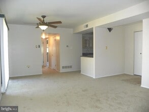 356 Saybrook Ln, Unit B in Wallingford, PA - Building Photo - Building Photo