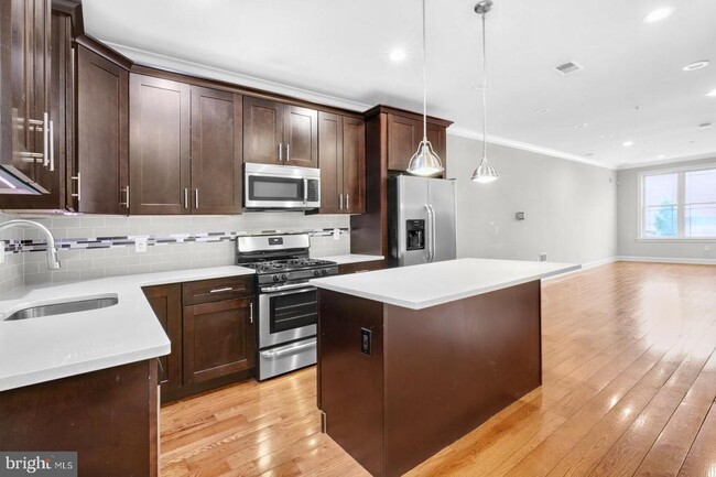 property at 2040 Reed St