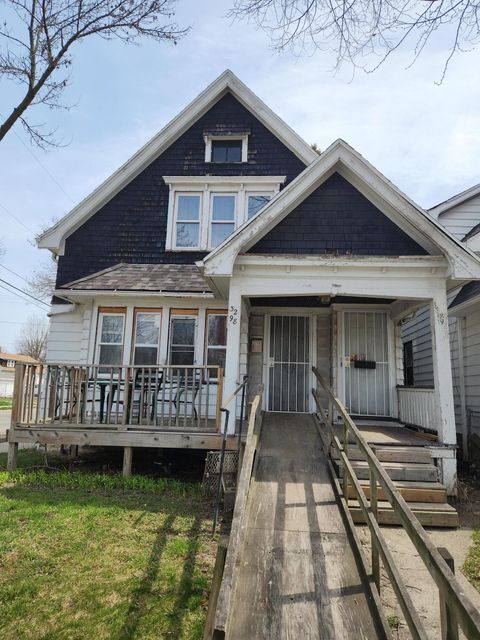 3298 N 13th St in Milwaukee, WI - Building Photo