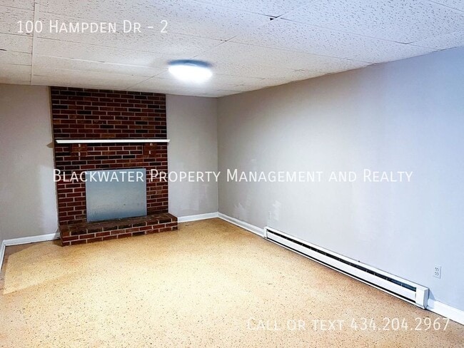 100 Hampden Dr in Lynchburg, VA - Building Photo - Building Photo
