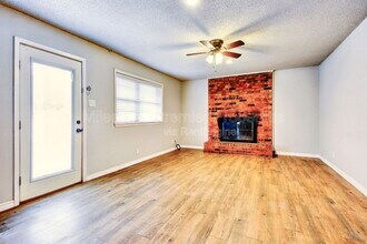 624 Patricia Dr in Sherman, TX - Building Photo - Building Photo