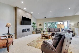 14316 Sun Forest Dr in Penn Valley, CA - Building Photo - Building Photo