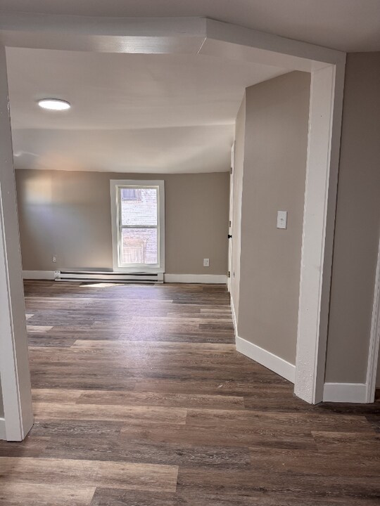 121 E Brown Ave in Bellefontaine, OH - Building Photo
