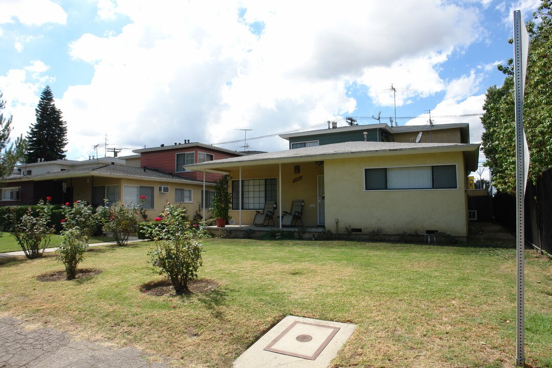 5727 Tilden Ave in Van Nuys, CA - Building Photo