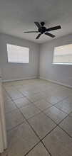 6974 Spinnaker Blvd, Unit 241-KWest in Englewood, FL - Building Photo - Building Photo