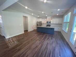 39 Echo Canyon Dr in Clayton, NC - Building Photo - Building Photo