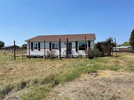 7976 Bearhill Rd in Royse City, TX - Building Photo