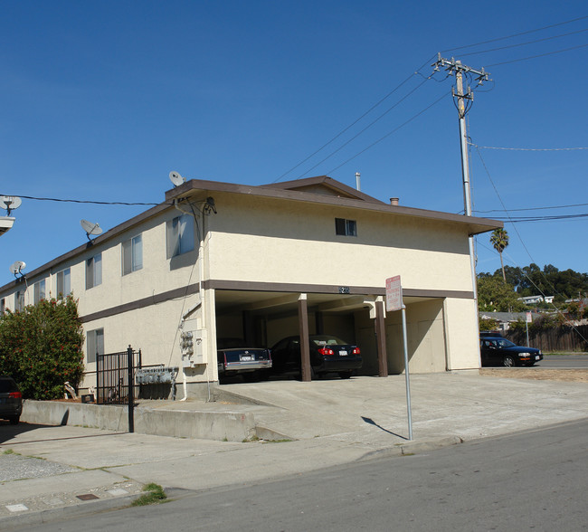 5235 Riverside Ave in San Pablo, CA - Building Photo - Building Photo