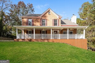 130 Butterfield Ln in Fayetteville, GA - Building Photo