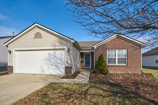 1161 River Ridge Dr in Brownsburg, IN - Building Photo