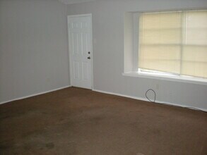 5306 Prairie Ridge Rd in Houston, TX - Foto de edificio - Building Photo