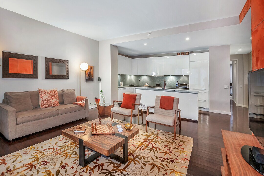 4 W 21st St-Unit -8B in New York, NY - Building Photo