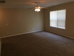 618 Tradewinds Loop in Rincon, GA - Building Photo - Building Photo